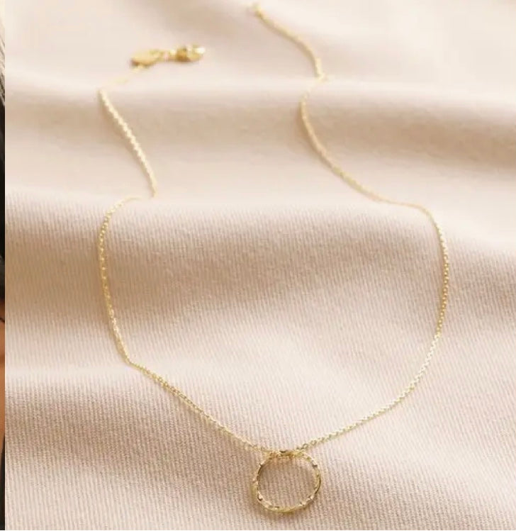 Hammered Halo Pendant Necklace