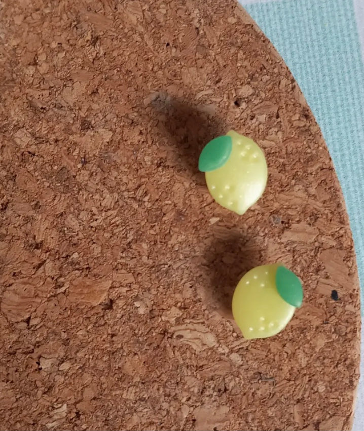 Lemon studs