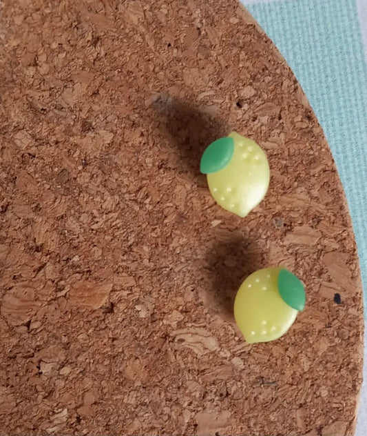 Lemon studs